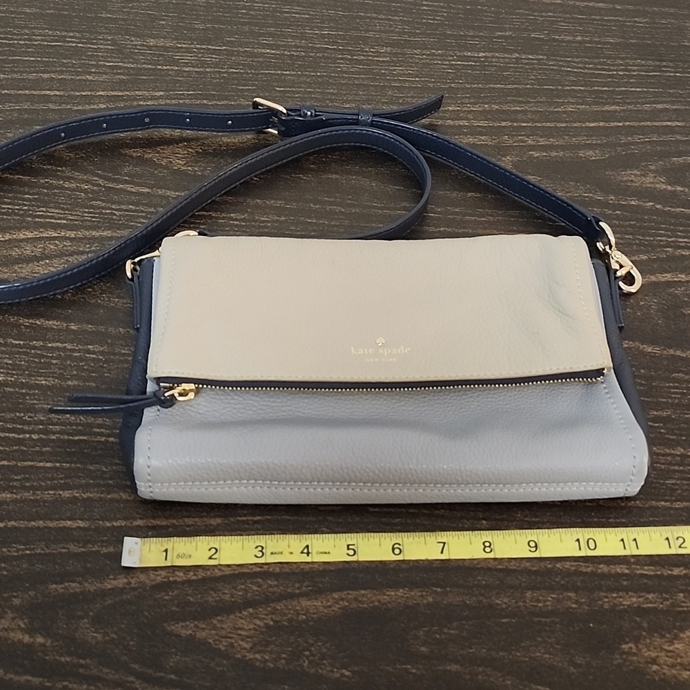 KATE SPADE NEW YORK Color Block Block Gray Tan Classic Crossbody